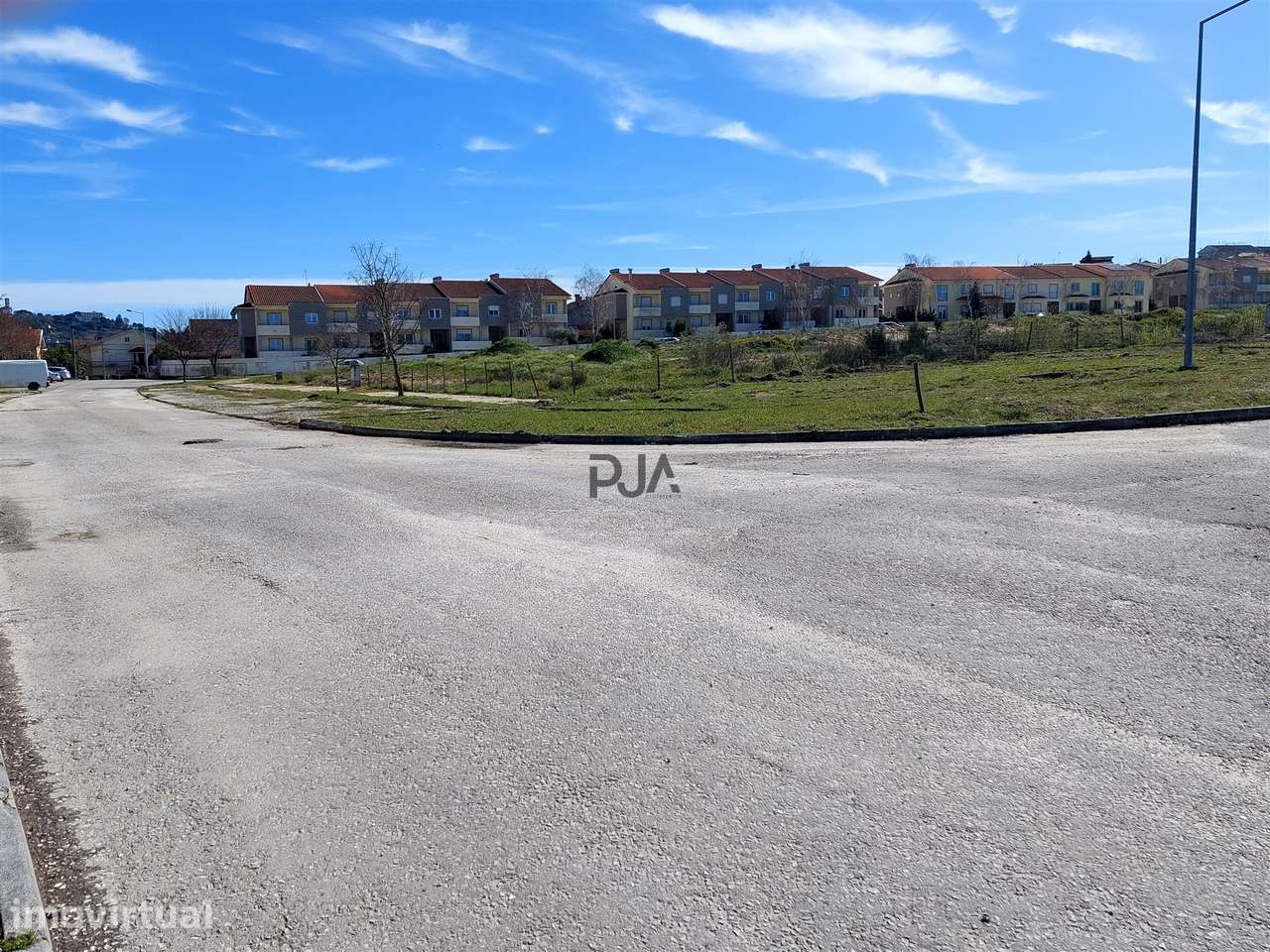 Lote para construção de prédio - 8 fogos em Mangualde - Grande imagem: 2/10