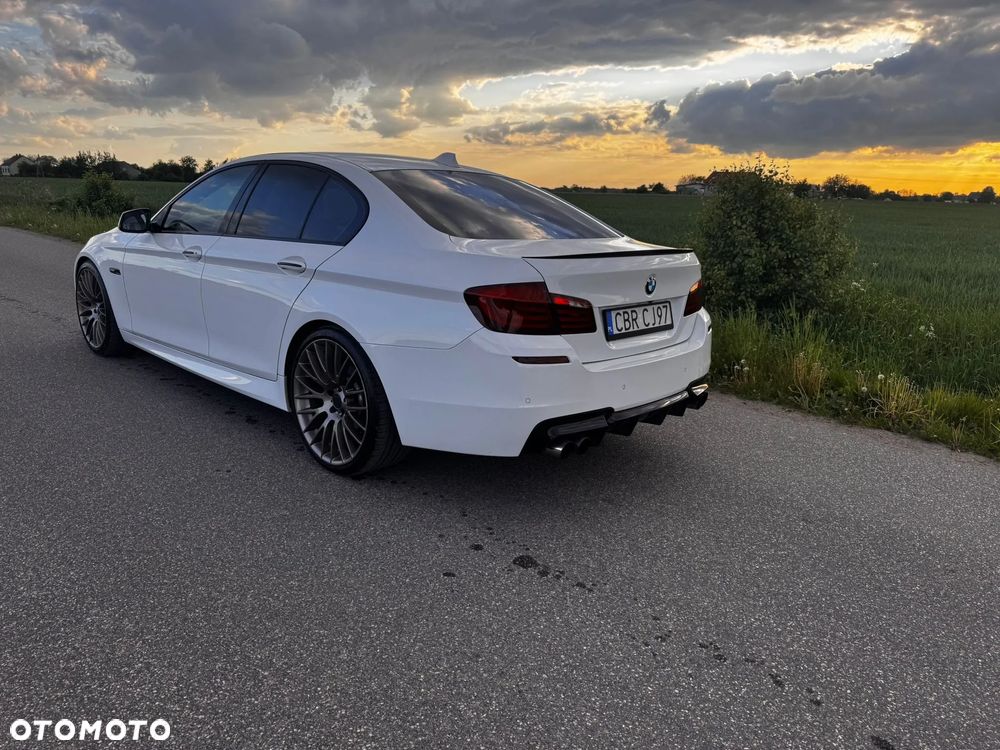BMW Seria 5 535i - 5