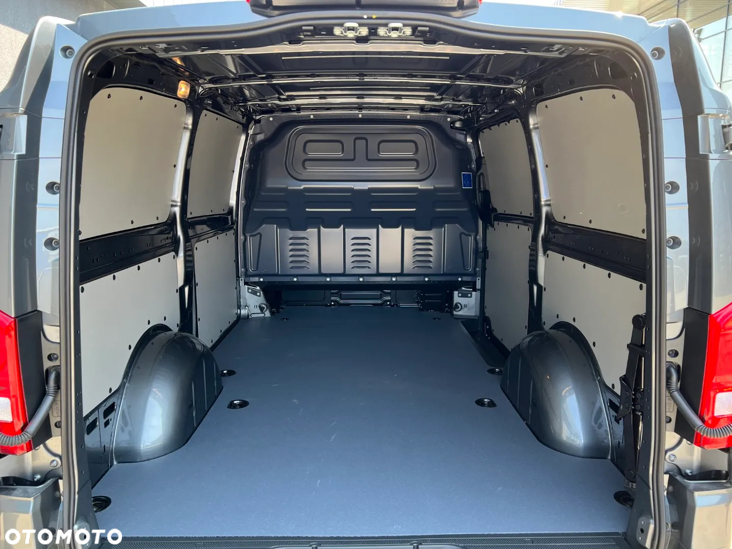 Mercedes-Benz Vito - 28