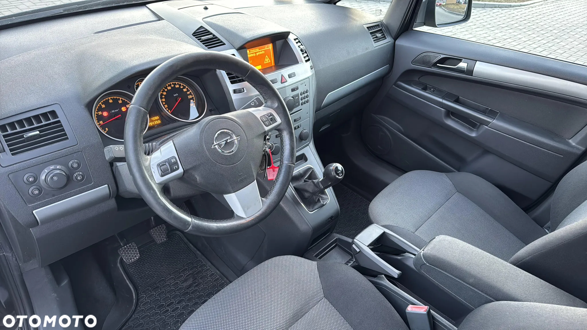 Opel Zafira 1.6 Enjoy EU5 - 9