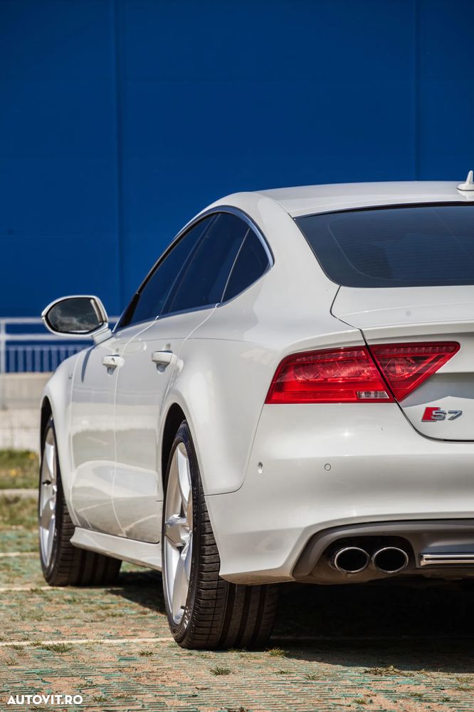 Audi S7 - 8