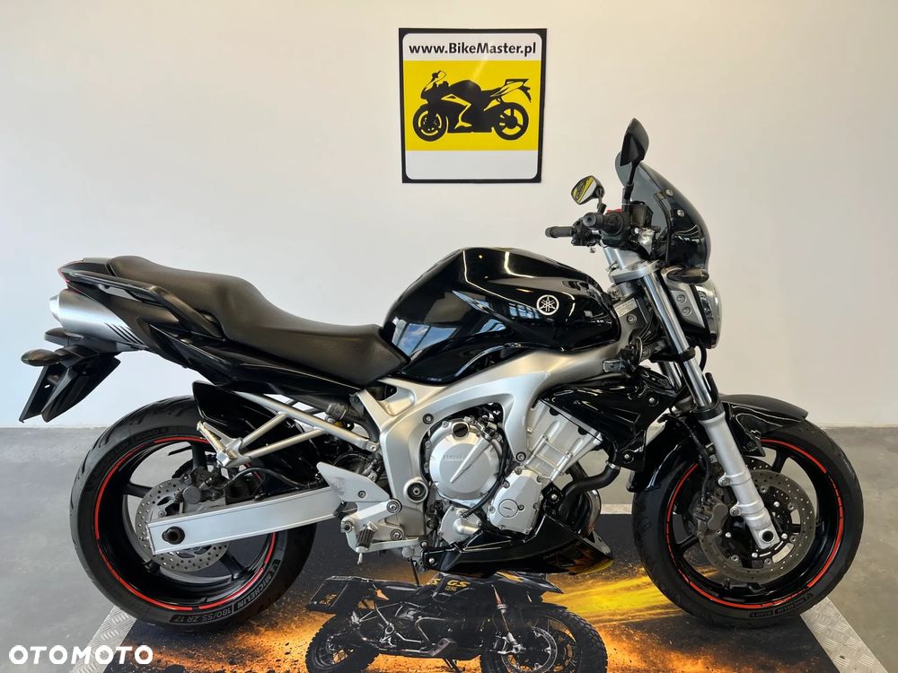 Yamaha FZ6 - 1