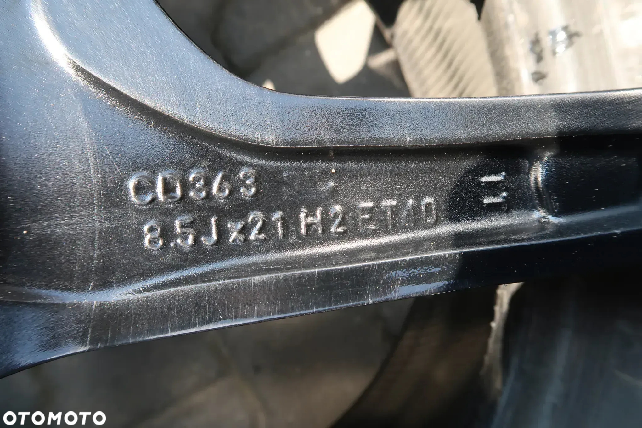 C28 FELGA MERCEDES GLC A2534012000 8,5X21ET40 - 8