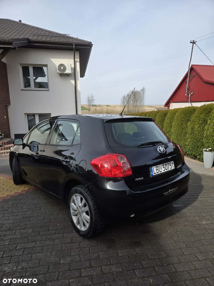 Toyota Auris 2.0 D-4D Luna - 2