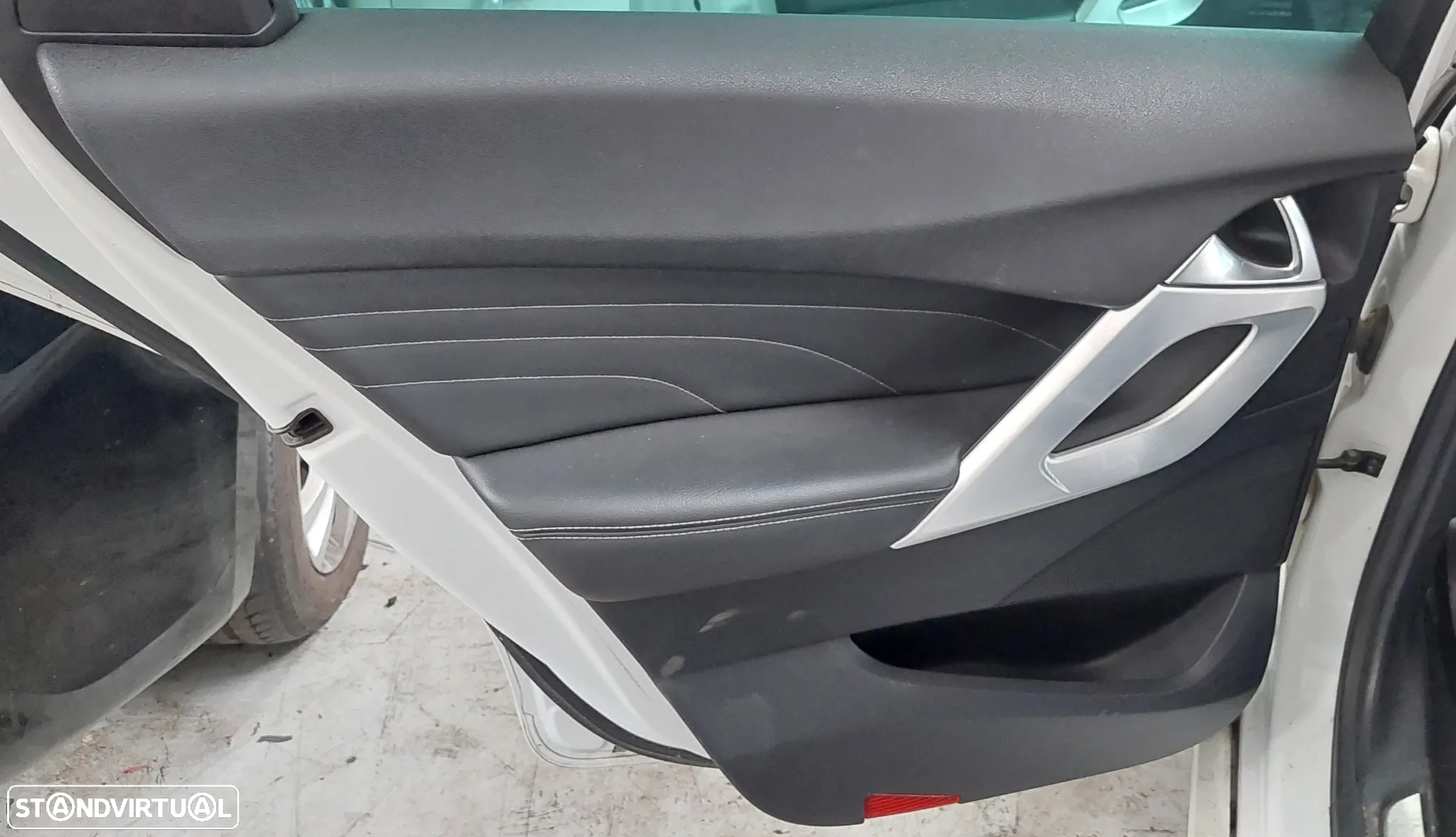 CITROËN DS5 HATCHBACK HÍBRIDO PARA PEÇAS - 13
