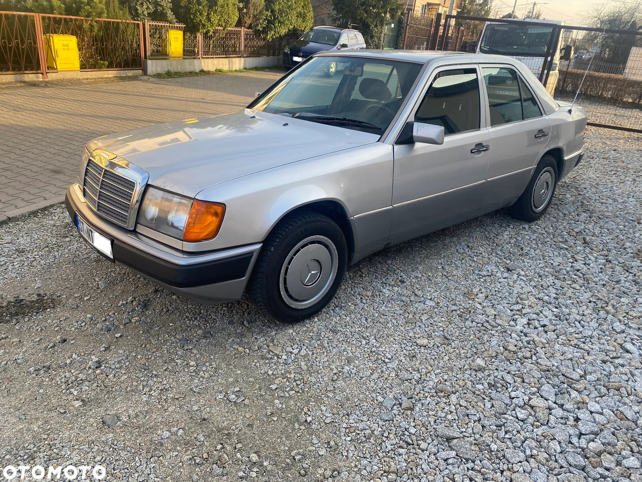 Mercedes-Benz W124 (1984-1993) - 2
