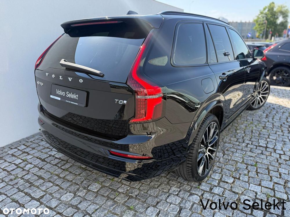 Volvo XC 90 - 9