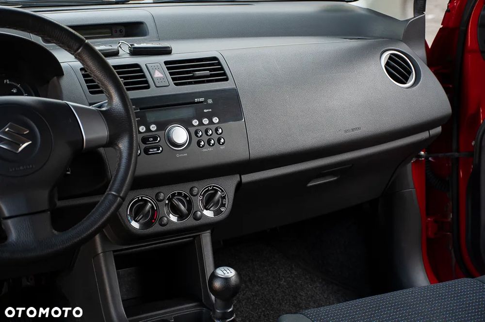 Suzuki Swift 1.3 Comfort - 35