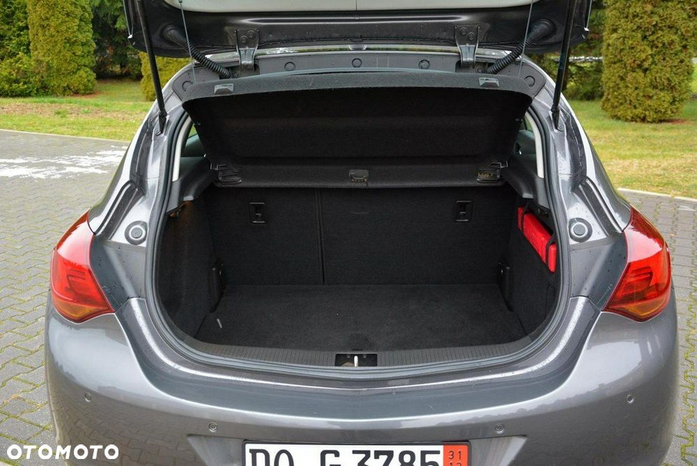 Opel Astra 1.4 Turbo Cosmo - 37