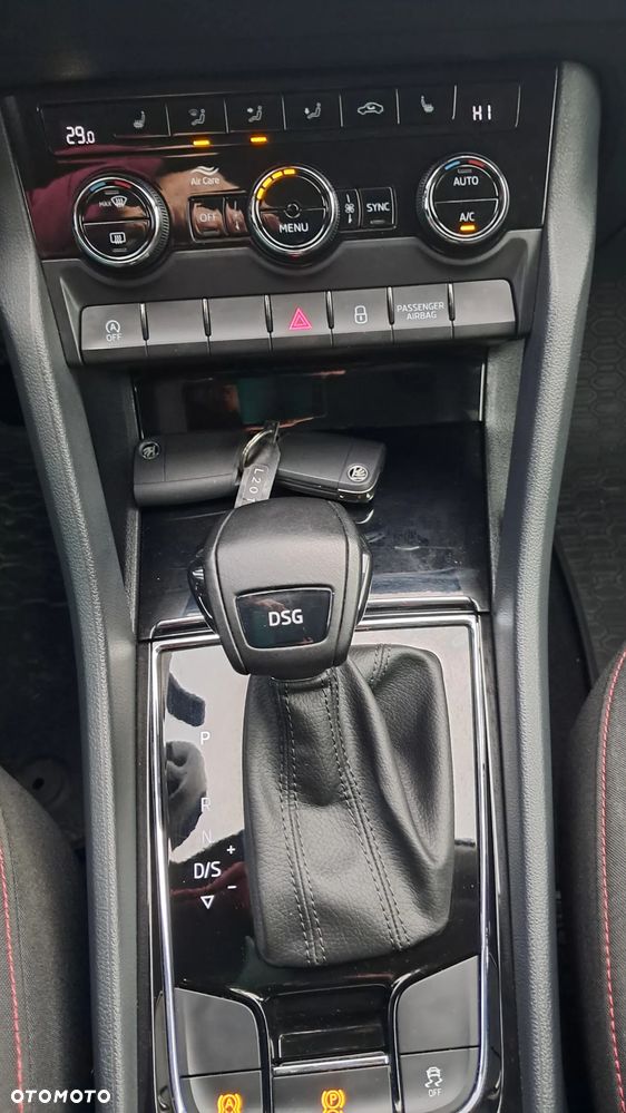 Skoda Karoq 1.6 TDI SCR DSG Style - 17