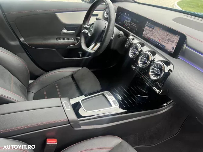 Mercedes-Benz CLA 200 MHEV Coupe - 12