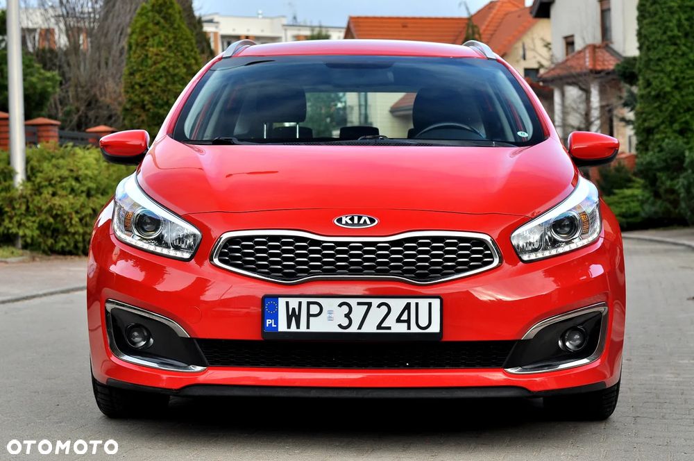 Kia Ceed 1.6 GDI M DCT - 12