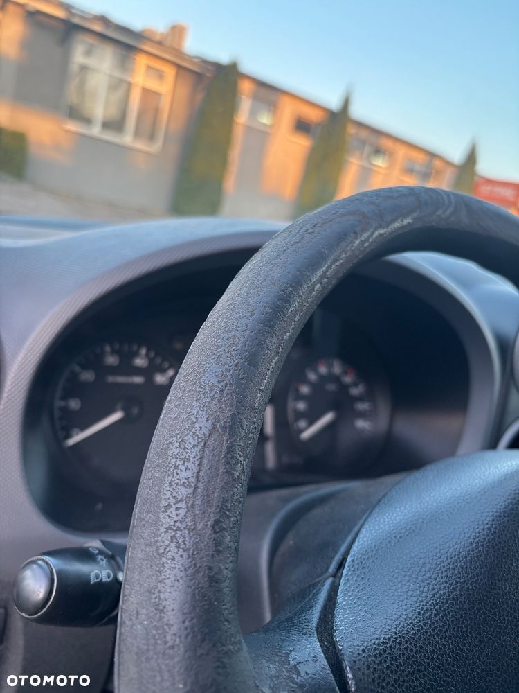 Peugeot Partner - 25