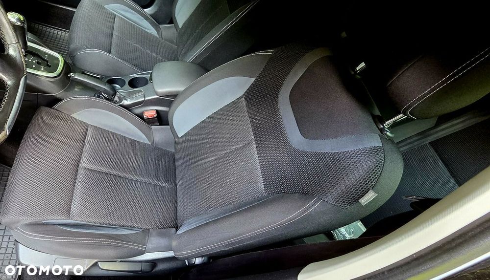 Citroën C4 BlueHDi 120 Stop&Start EAT6 Shine - 33