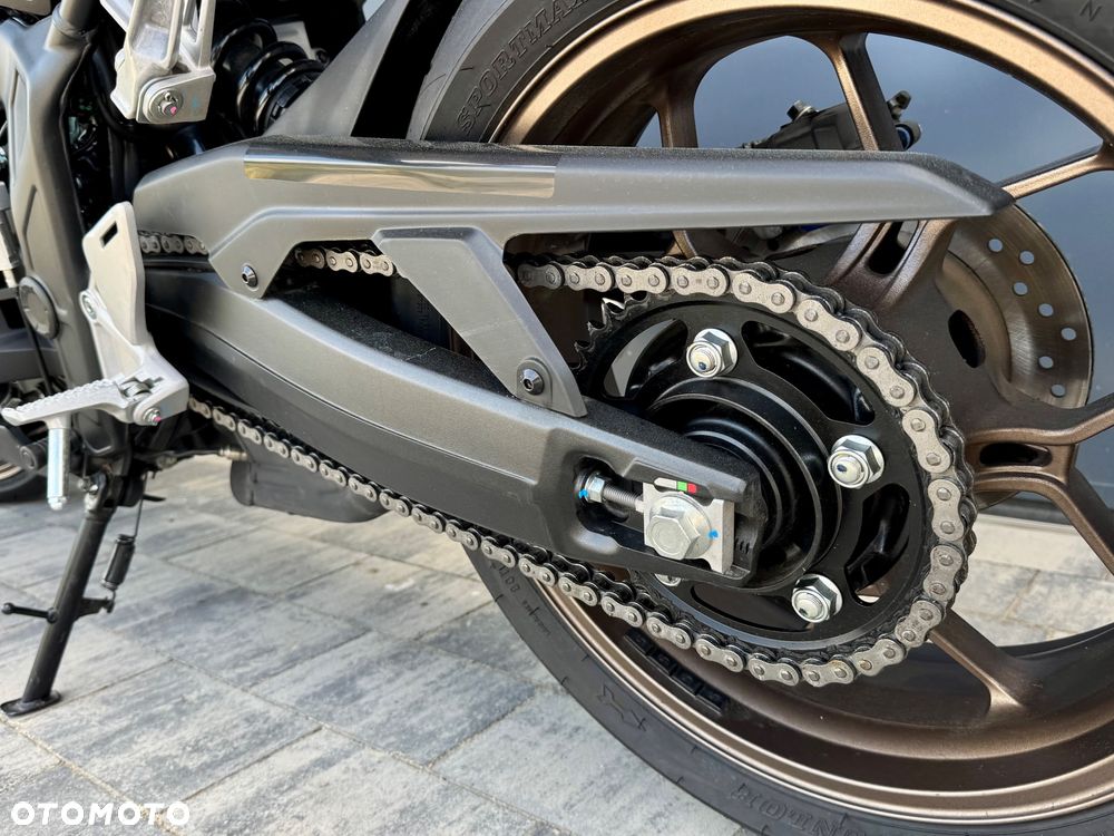 Honda CB - 19