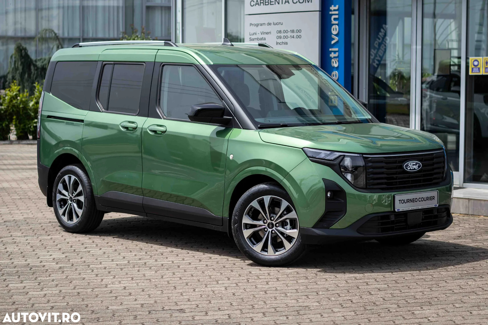 Ford Tourneo Courier 1.0 EcoBoost Titanium - 10