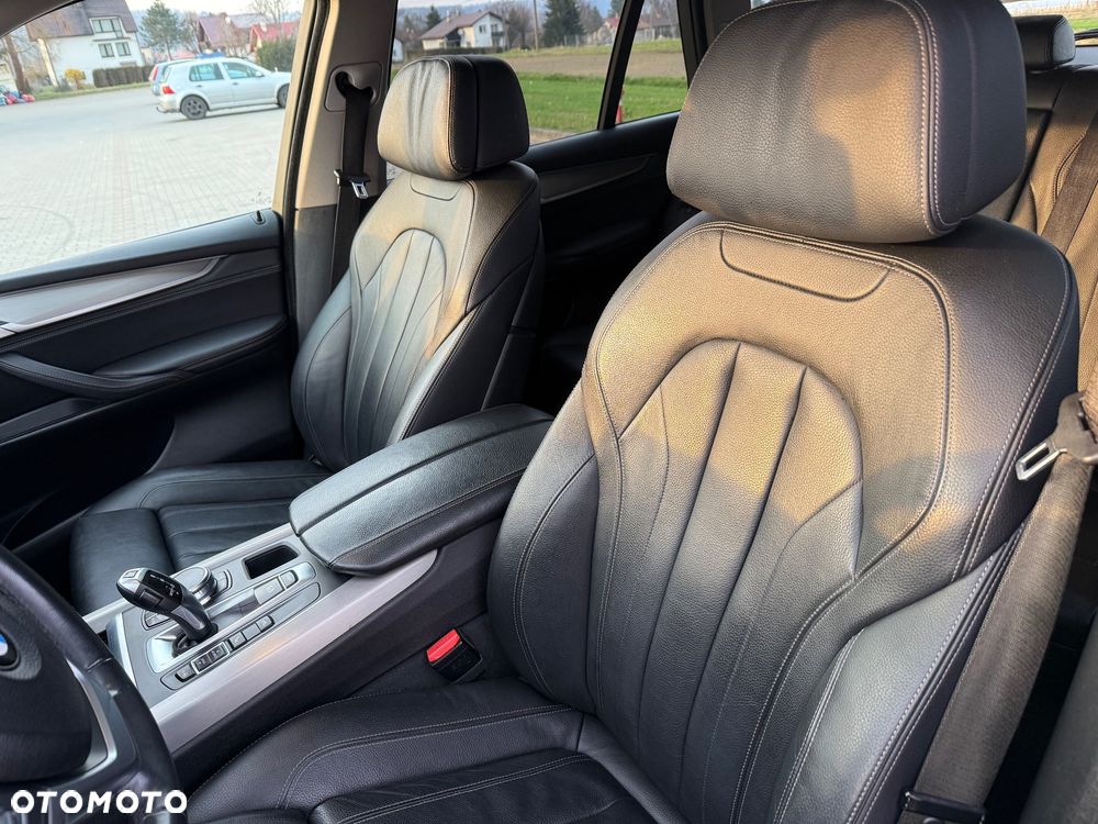 BMW X5 xDrive25d - 11