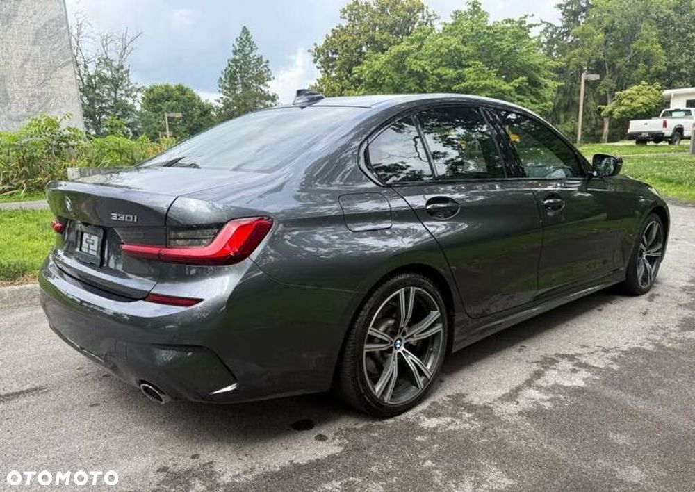 BMW Seria 3 M340i xDrive - 4