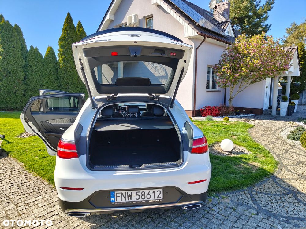 Mercedes-Benz GLC - 12