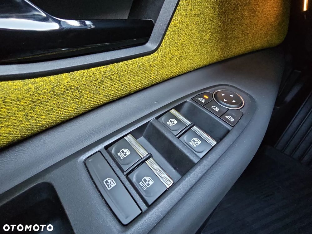 Renault 5 52kWh Comfort Range Iconic - 28