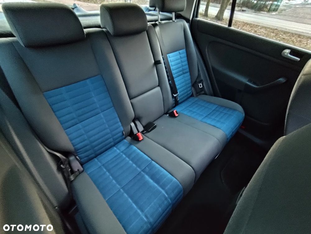 Volkswagen Golf Plus 1.9 TDI Tour - 27