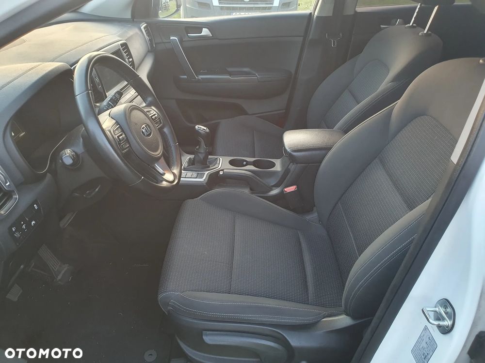 Kia Sportage 1.6 GDI L 2WD - 12