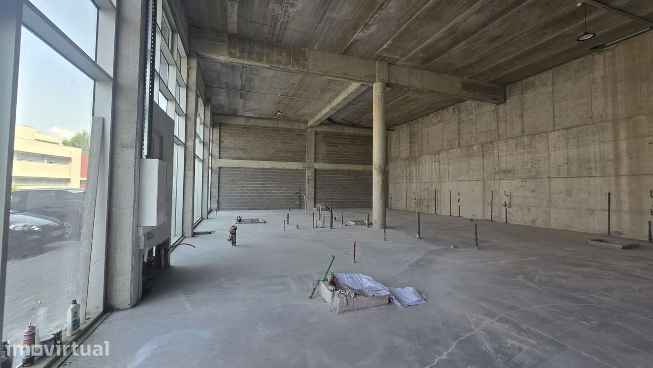 Loja para Arrendamento em Azurém – Guimarães | 278 m² - Grande imagem: 2/13