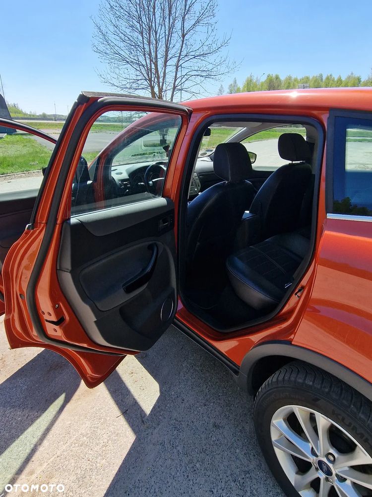 Ford Kuga 2.0 TDCi 4x4 Titanium - 8