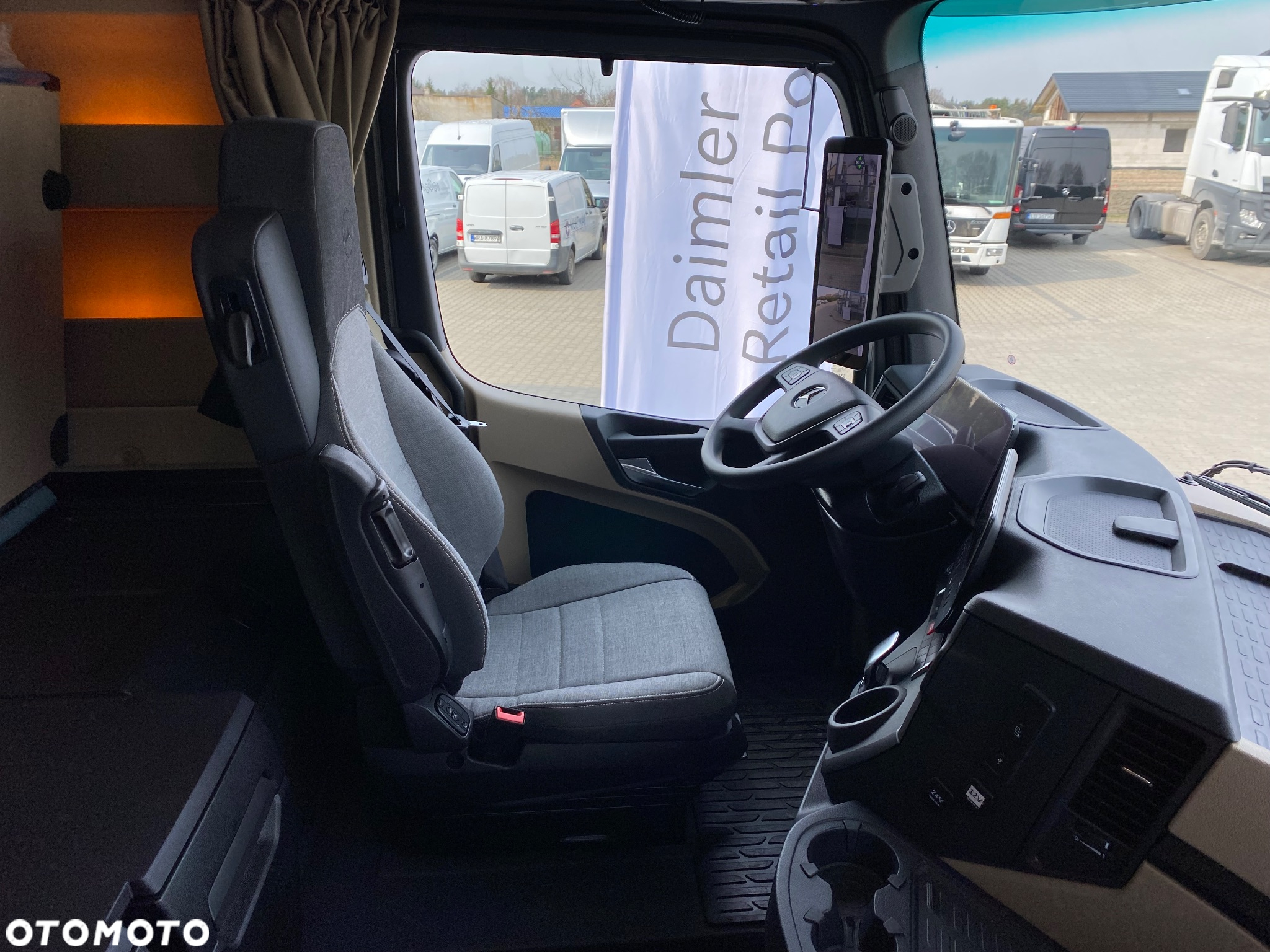 Mercedes-Benz Actros - 14