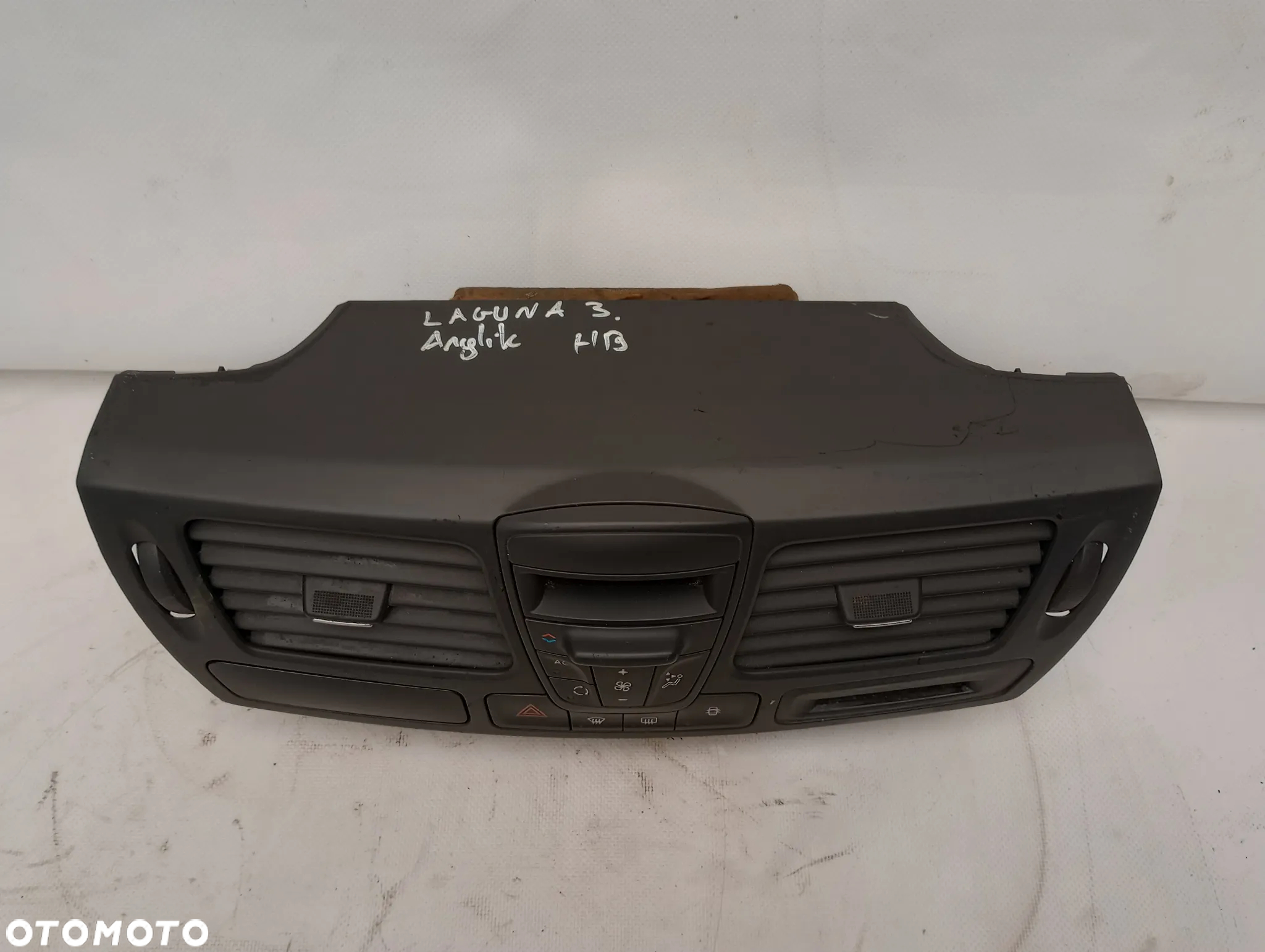 Renault Laguna III Panel Nawiewu Przycisk Awaryjnych UK - 2