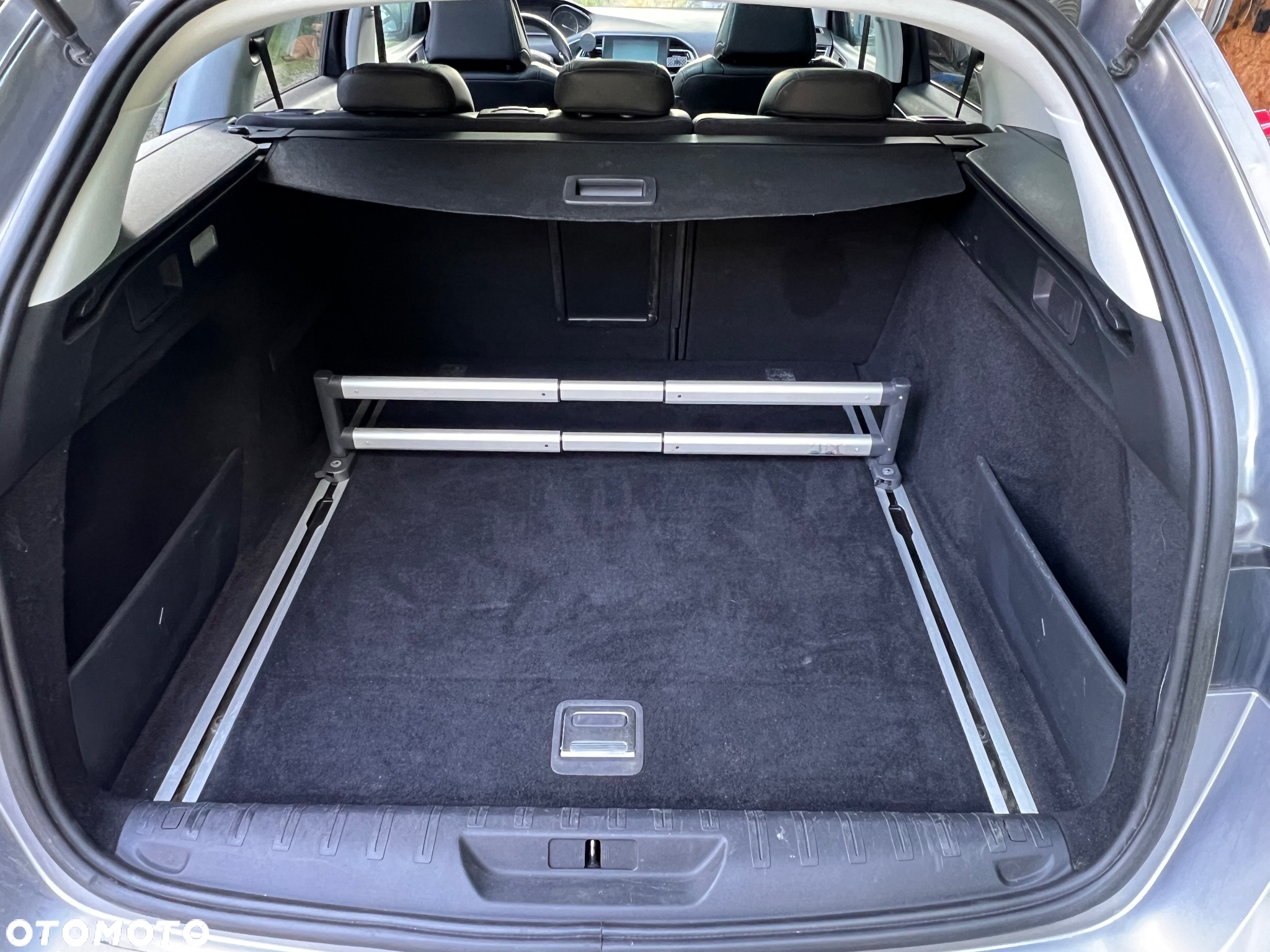 Peugeot 308 SW BlueHDi 150 Automatik Stop & Start Allure - 33