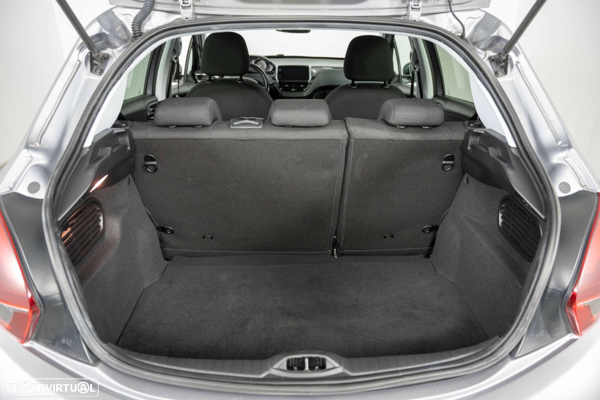 Peugeot 208 1.2 PureTech Allure - 13