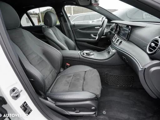 Mercedes-Benz E 220 d 4Matic 9G-TRONIC - 6