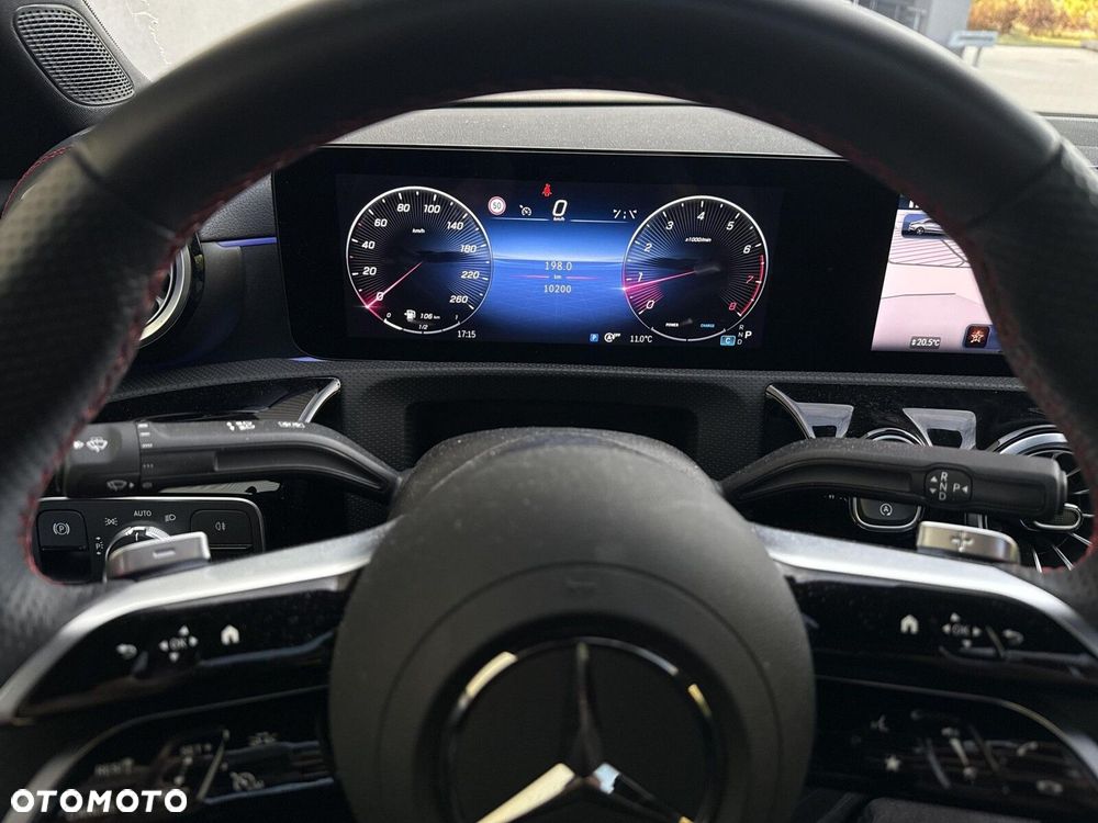 Mercedes-Benz CLA 200 AMG Line 7G-DCT - 15