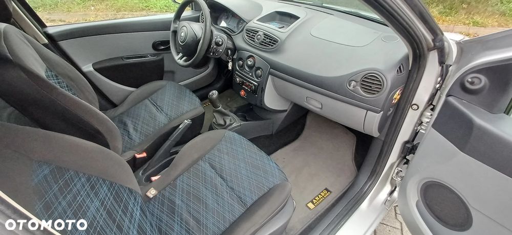 Renault Clio 1.2 16V Dynamique - 6
