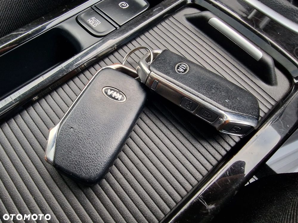 Kia Ceed 1.4 T-GDI OPF GT Line - 36