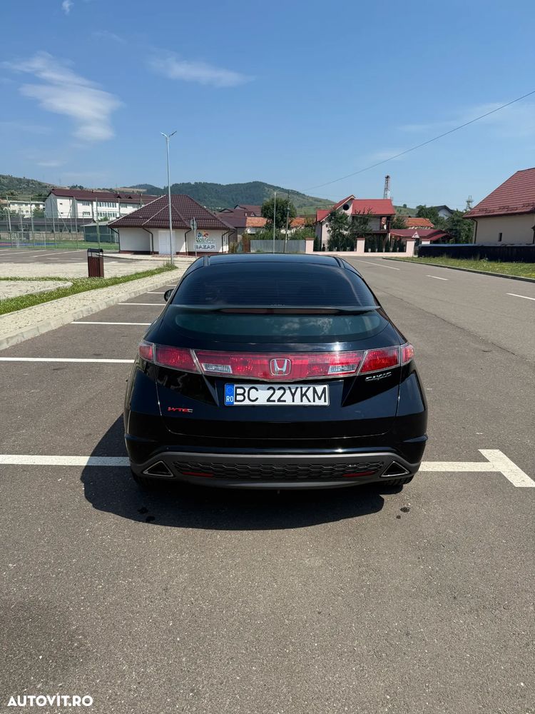 Honda Civic 1.8 Automatic Sport - 3