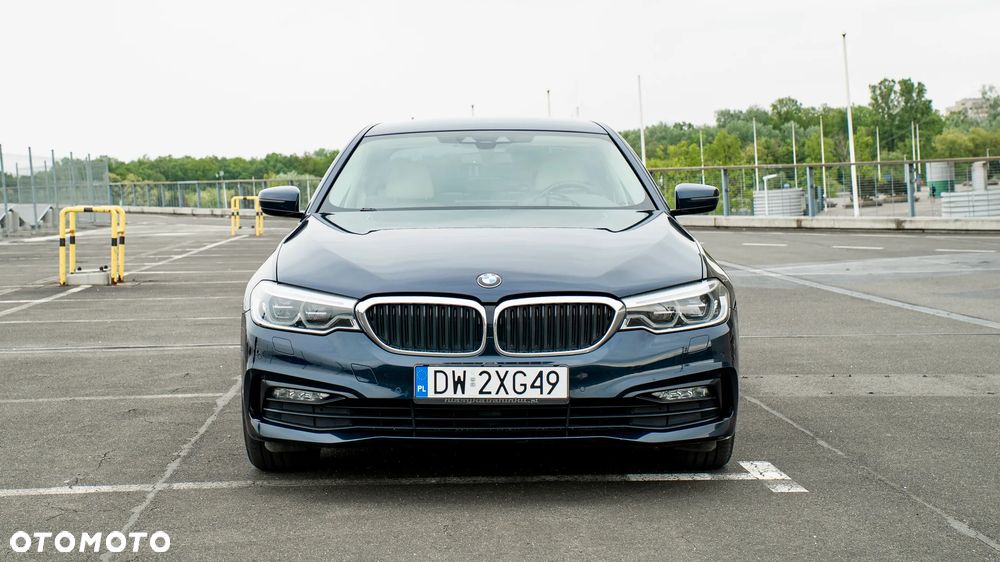 BMW Seria 5 540i xDrive Sport Line sport - 3