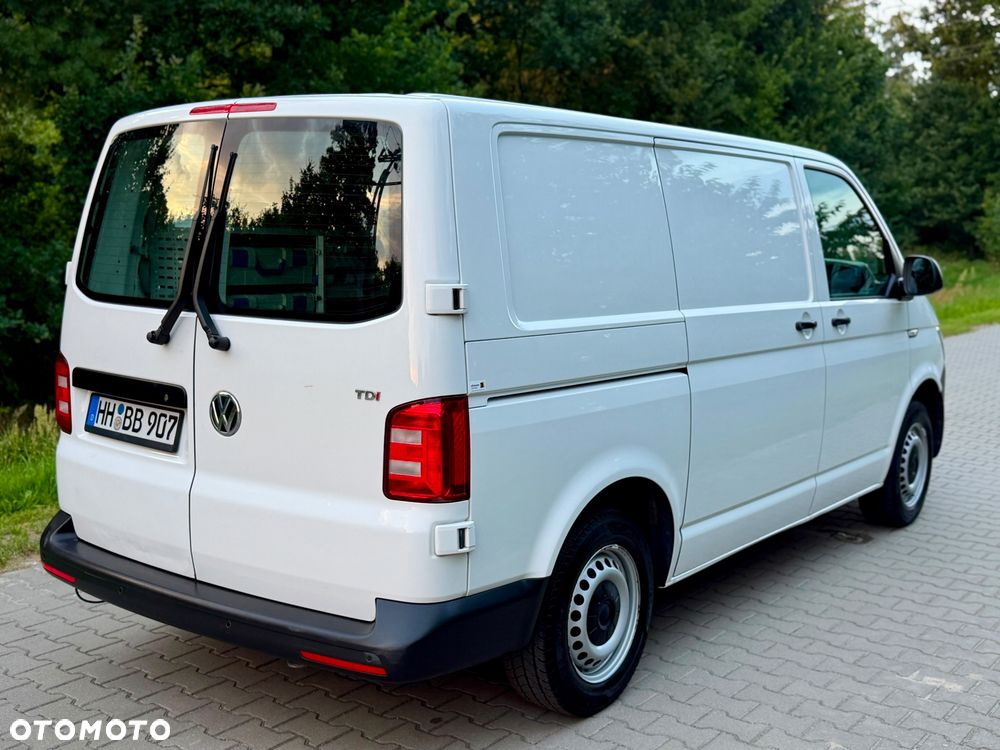 Volkswagen Transporter - 4