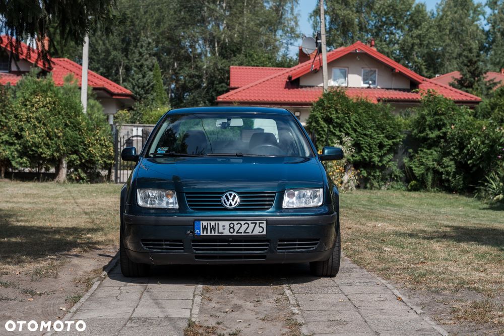Volkswagen Bora 1.6 Basis - 3