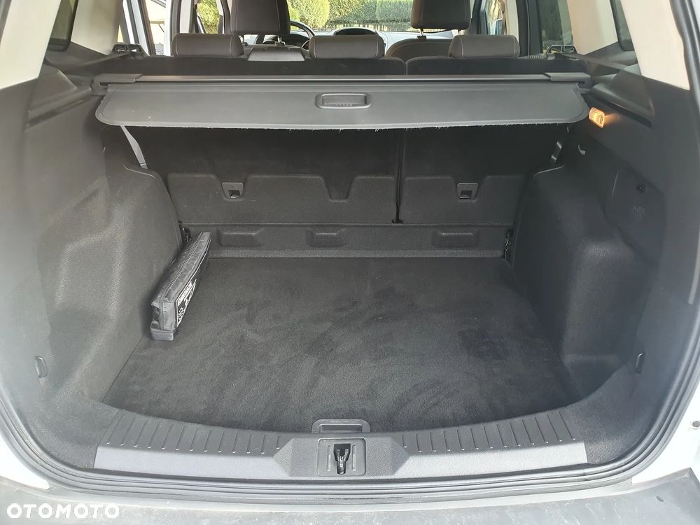 Ford Kuga 1.5 EcoBoost 2x4 Cool & Connect - 13