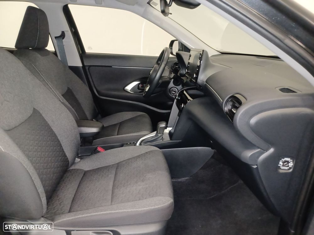 Toyota Yaris Cross 1.5 HDF Comfort Plus - 11