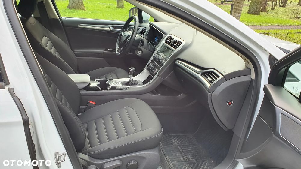 Hyundai ix35 1.7 CRDi Comfort 2WD - 18