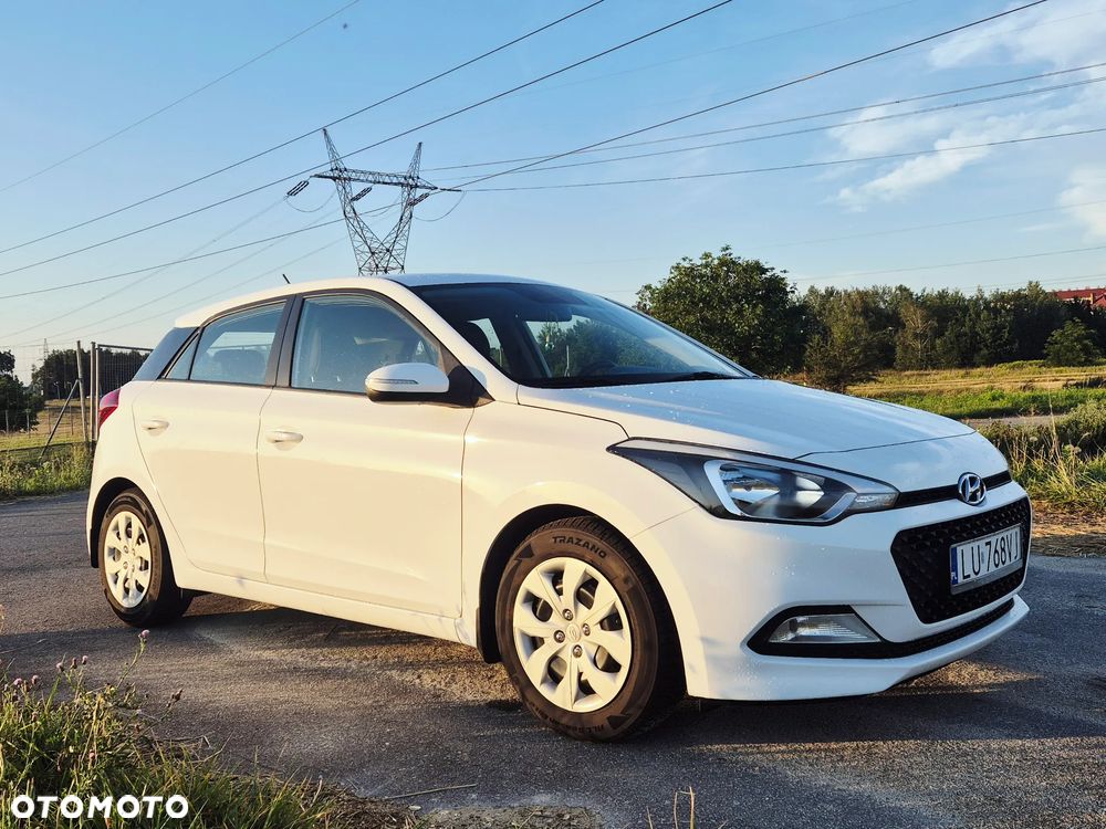 Hyundai i20 - 17