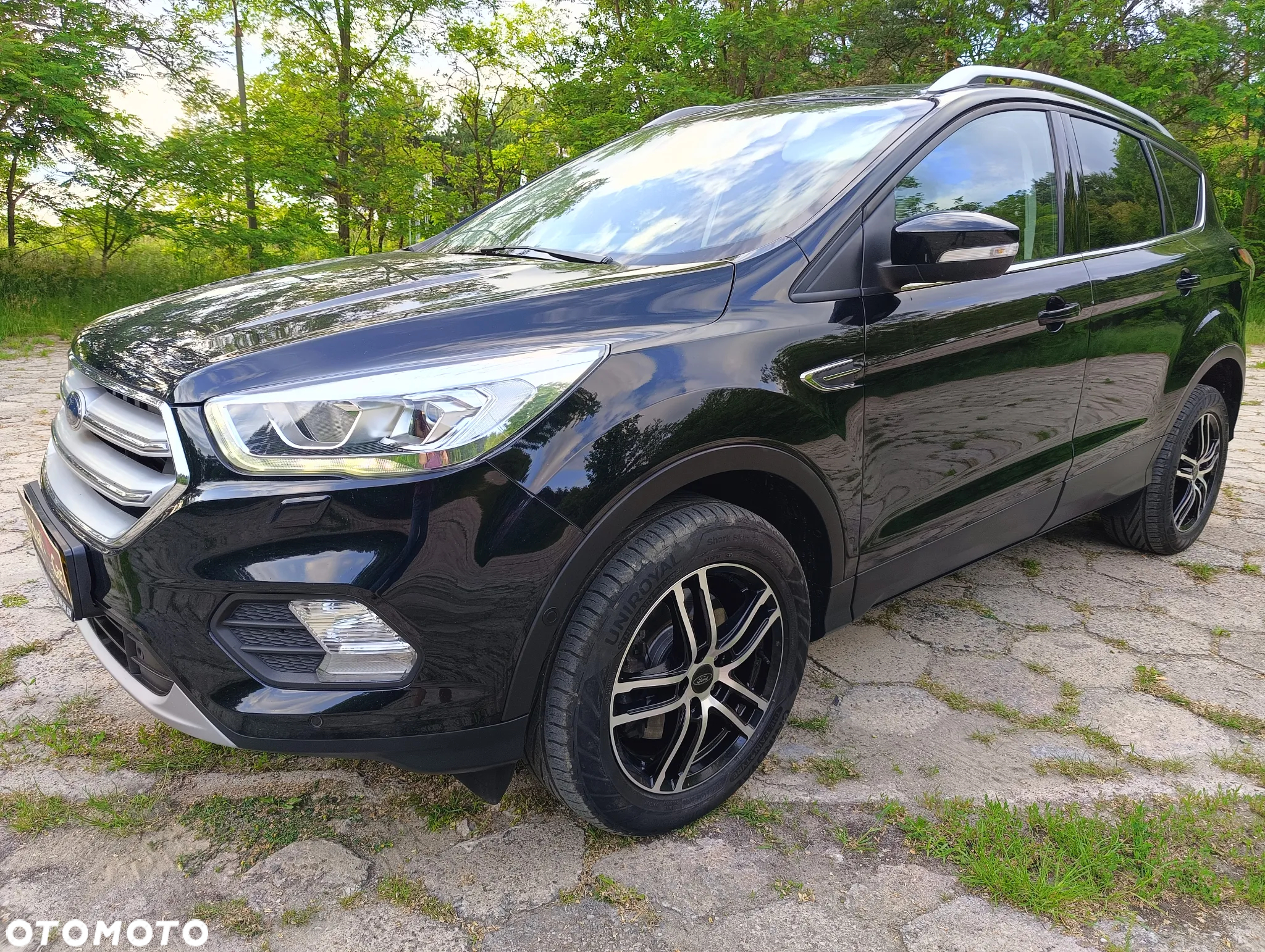 Ford Kuga 2.0 TDCi 2x4 Titanium - 14