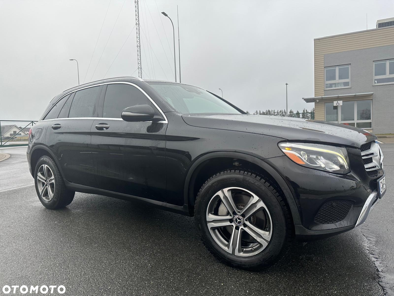 Mercedes-Benz GLC 300 Coupe 4Matic 9G-TRONIC - 3