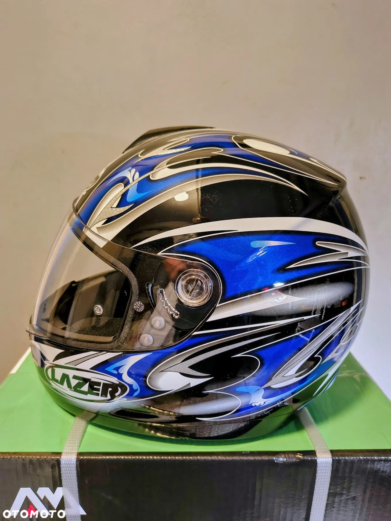 Nowy kask , rękawice i pas rozm.S - 1