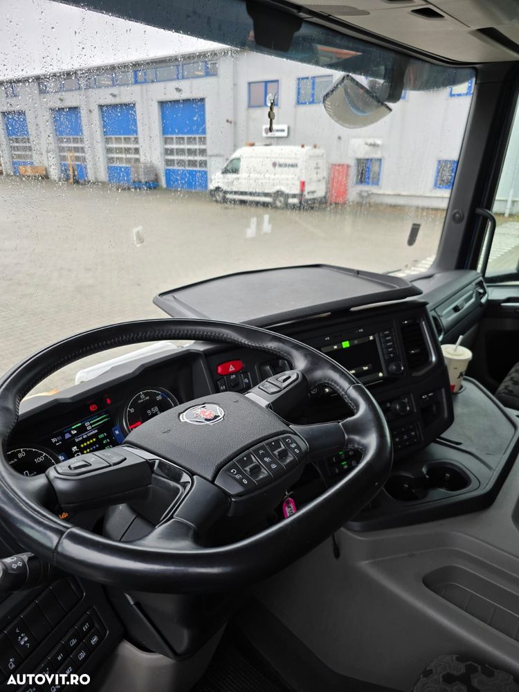 Scania P 460 - 28