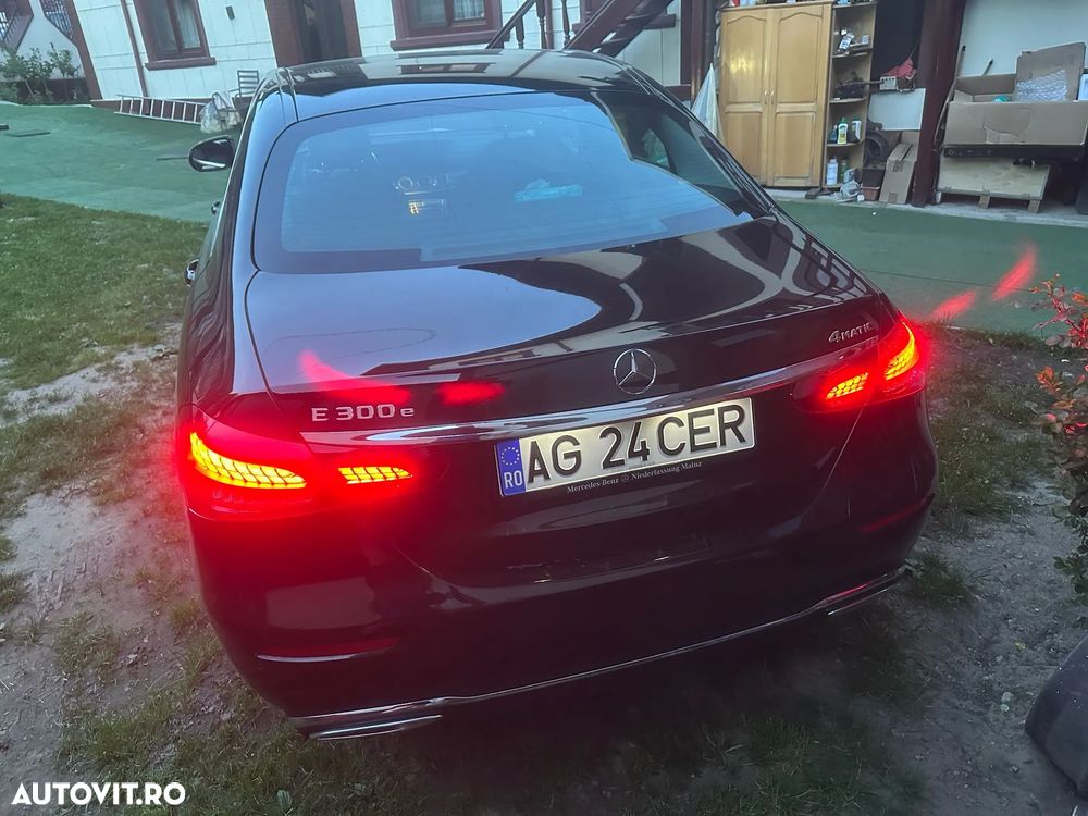 Mercedes-Benz E 300 4MATIC 9G-TRONIC Avantgarde - 10