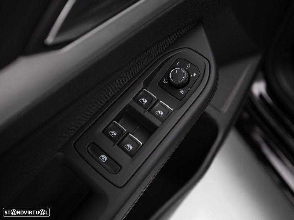 VW Golf 2.0 TDI Life - 12